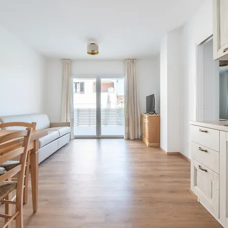 公寓式酒店 Olbia Rooms 3*