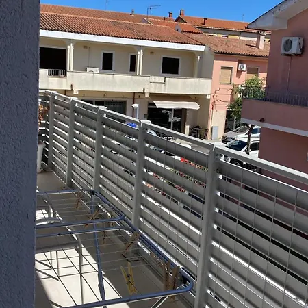 Olbia Rooms 公寓式酒店 3*