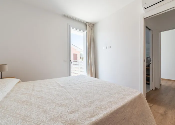 Olbia Rooms شقة فندقية 3*