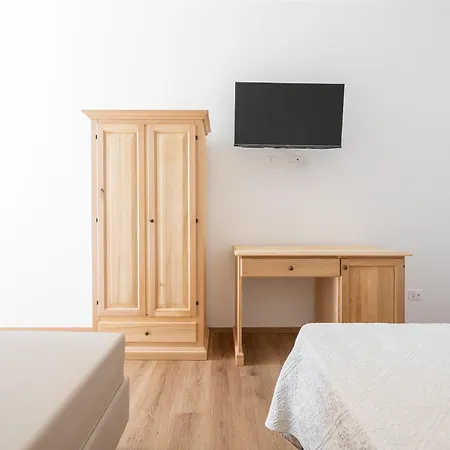Lägenhetshotell Olbia Rooms 3*
