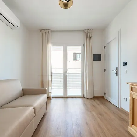 Lägenhetshotell Olbia Rooms 3*