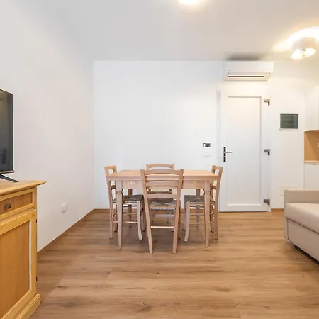 Olbia Rooms 3*