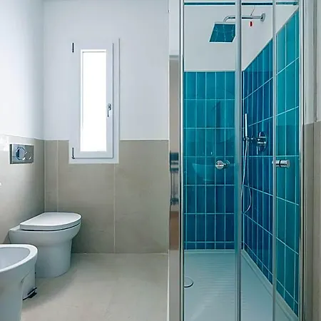 Olbia Rooms 3* אולביה