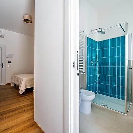 Olbia Rooms 3*