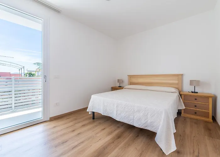 מלון דירות Olbia Rooms אולביה